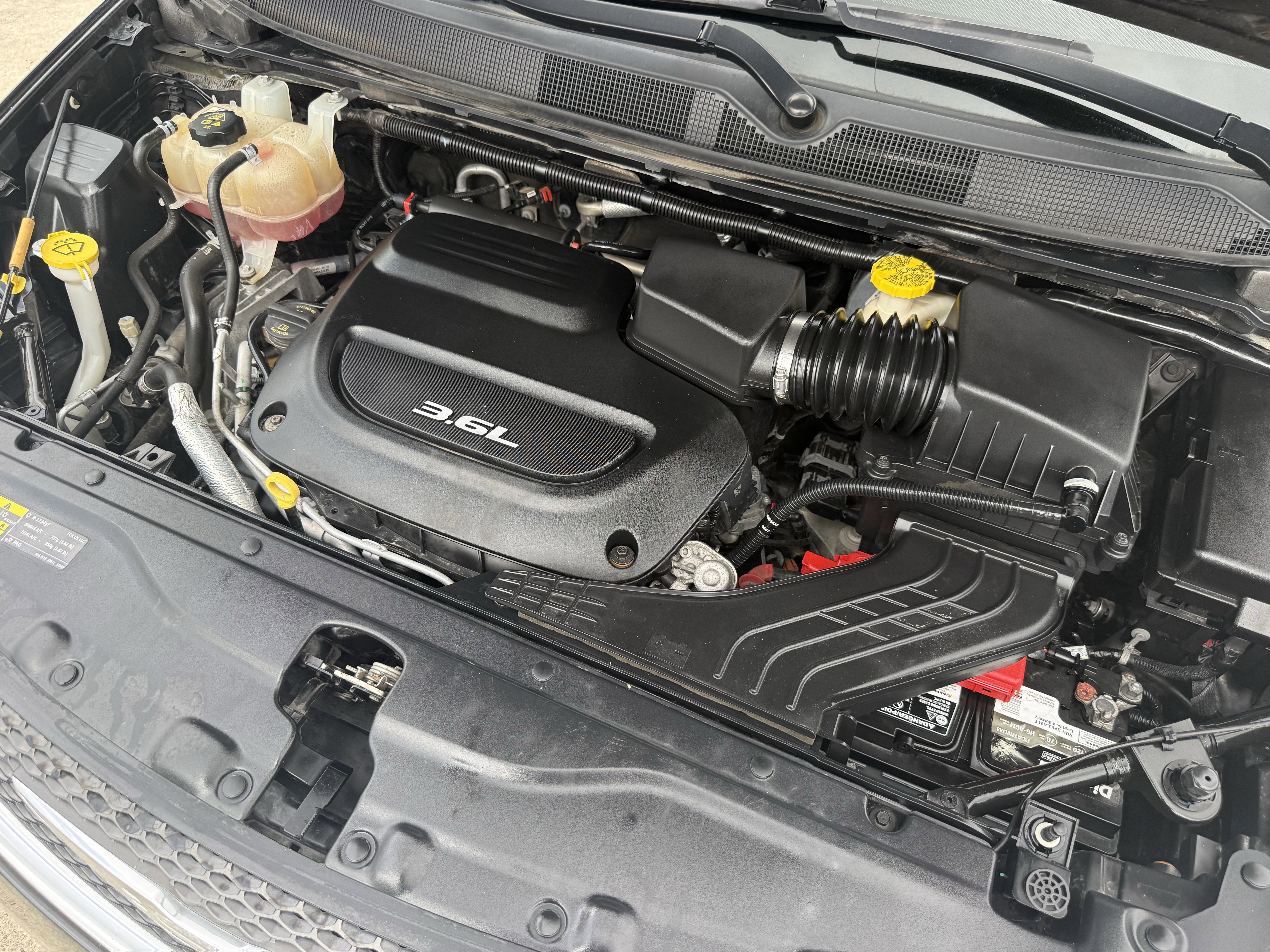 Used 2017 Chrysler Pacifica Touring-L w/ Tire & Wheel Group image 35