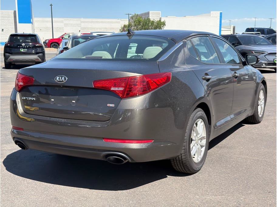 Used 2013 Kia Optima LX w/ Convenience Plus Pkg FWD image 2