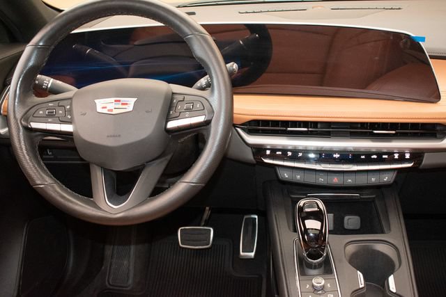 Used 2024 Cadillac XT4 Sport AWD/4WD image 16