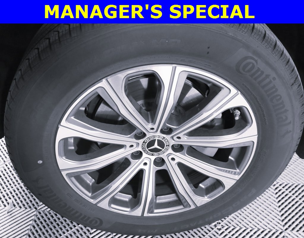 Certified 2025 Mercedes-Benz GLC 300 4MATIC image 7