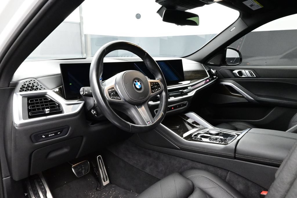 Used 2024 BMW X6 xDrive40i AWD/4WD image 4
