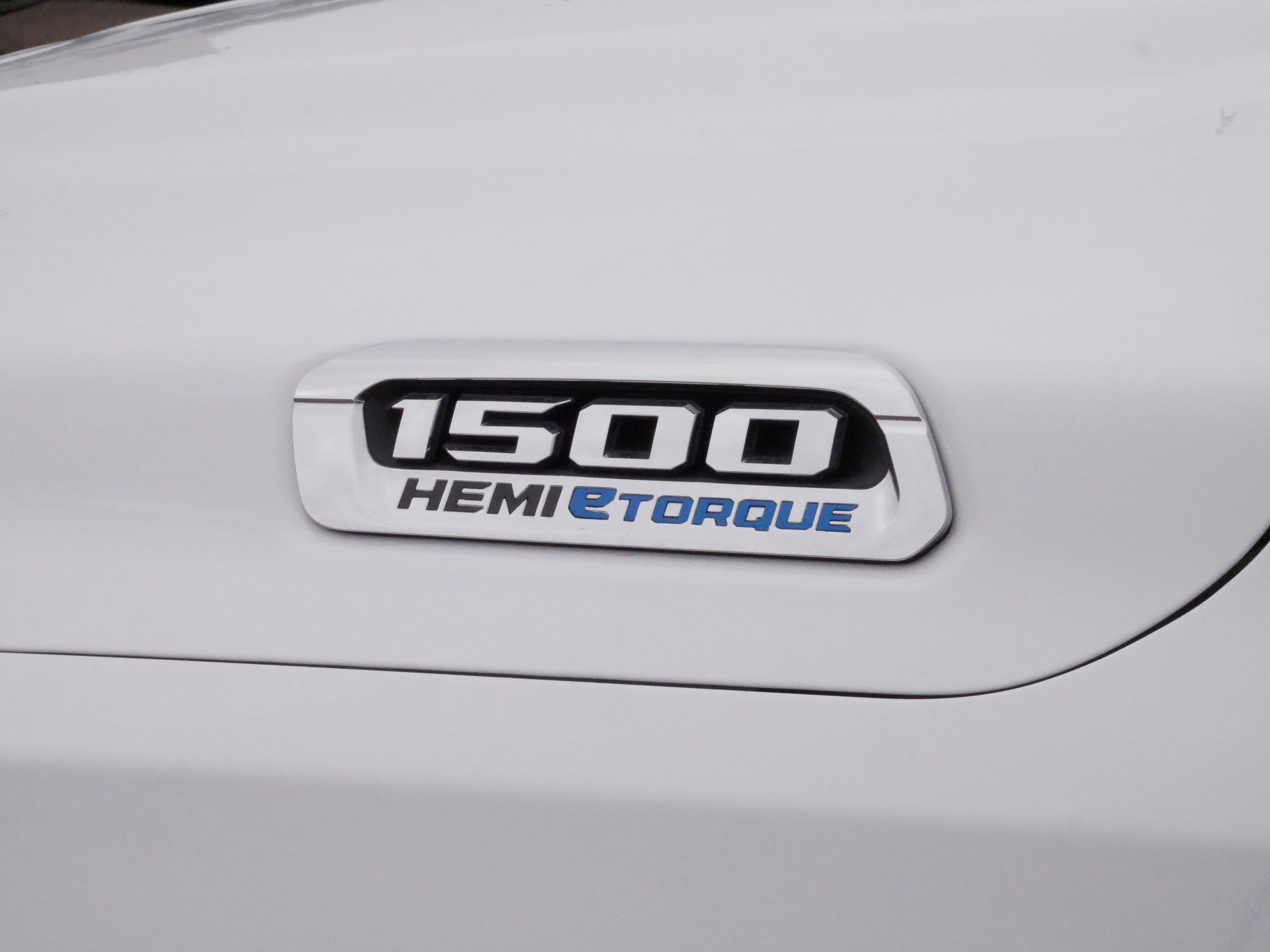 Used 2024 RAM 1500 Limited image 18