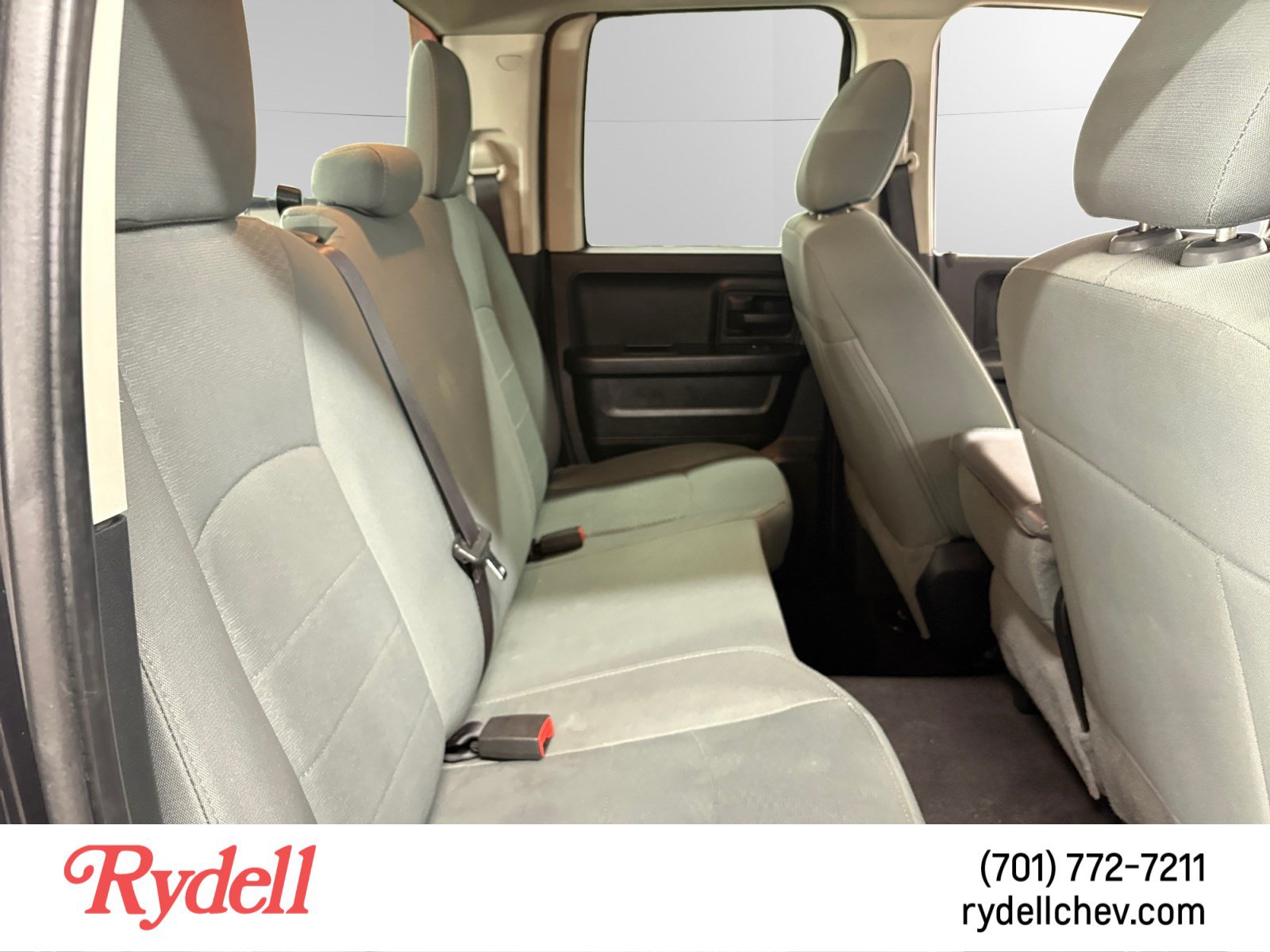 Used 2015 RAM 1500 Express w/ Black Ram 1500 Express Group AWD/4WD image 17