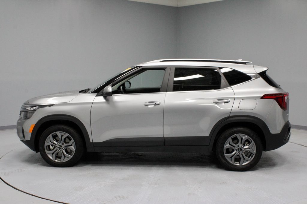 Used 2024 Kia Seltos S AWD/4WD image 9