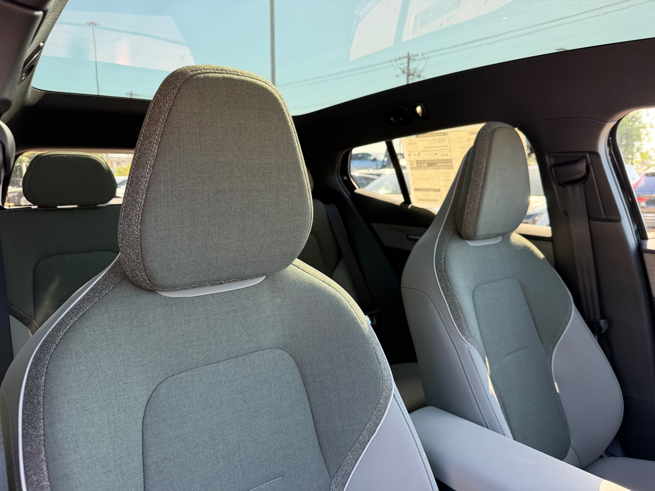 New 2026 Volvo EX30 Plus w/ Climate Package AWD/4WD image 8