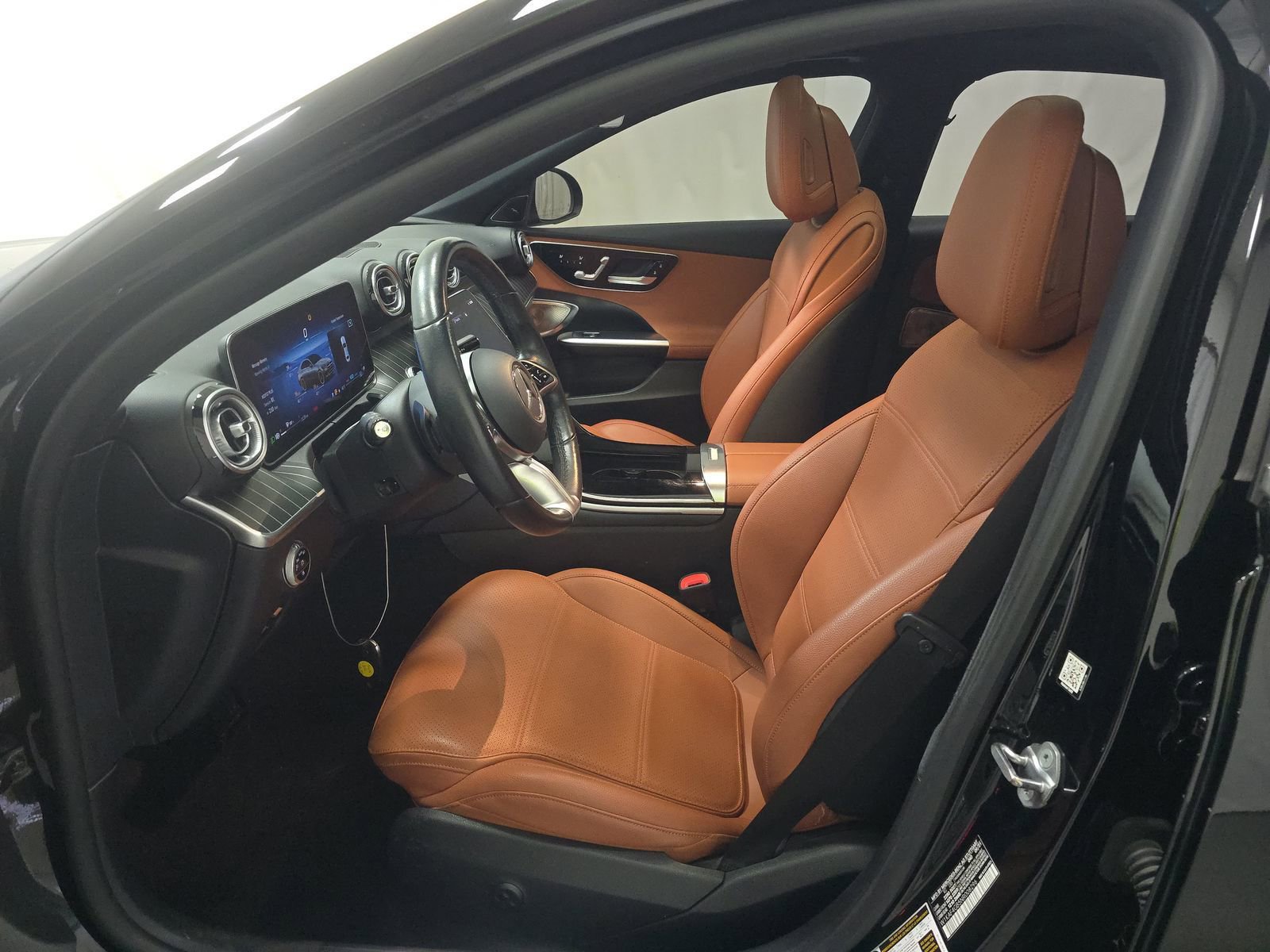 Used 2022 Mercedes-Benz C 300 Sedan w/ Exclusive Trim Package image 10