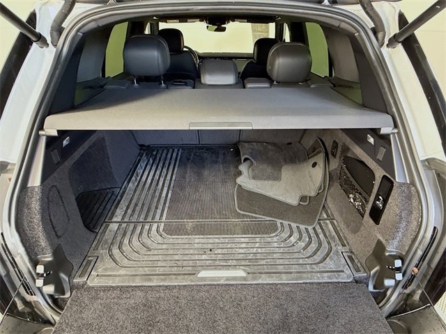 Certified 2023 Land Rover Range Rover SE image 28