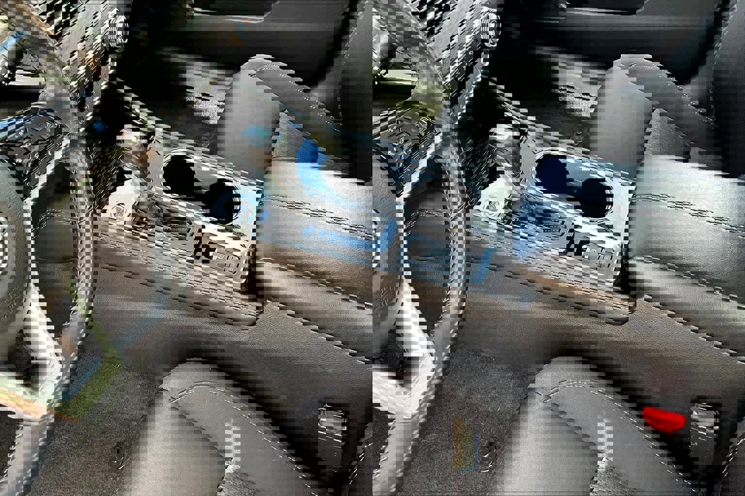 Used 2024 Nissan Altima 2.5 SV w/ SV Premium Package image 17