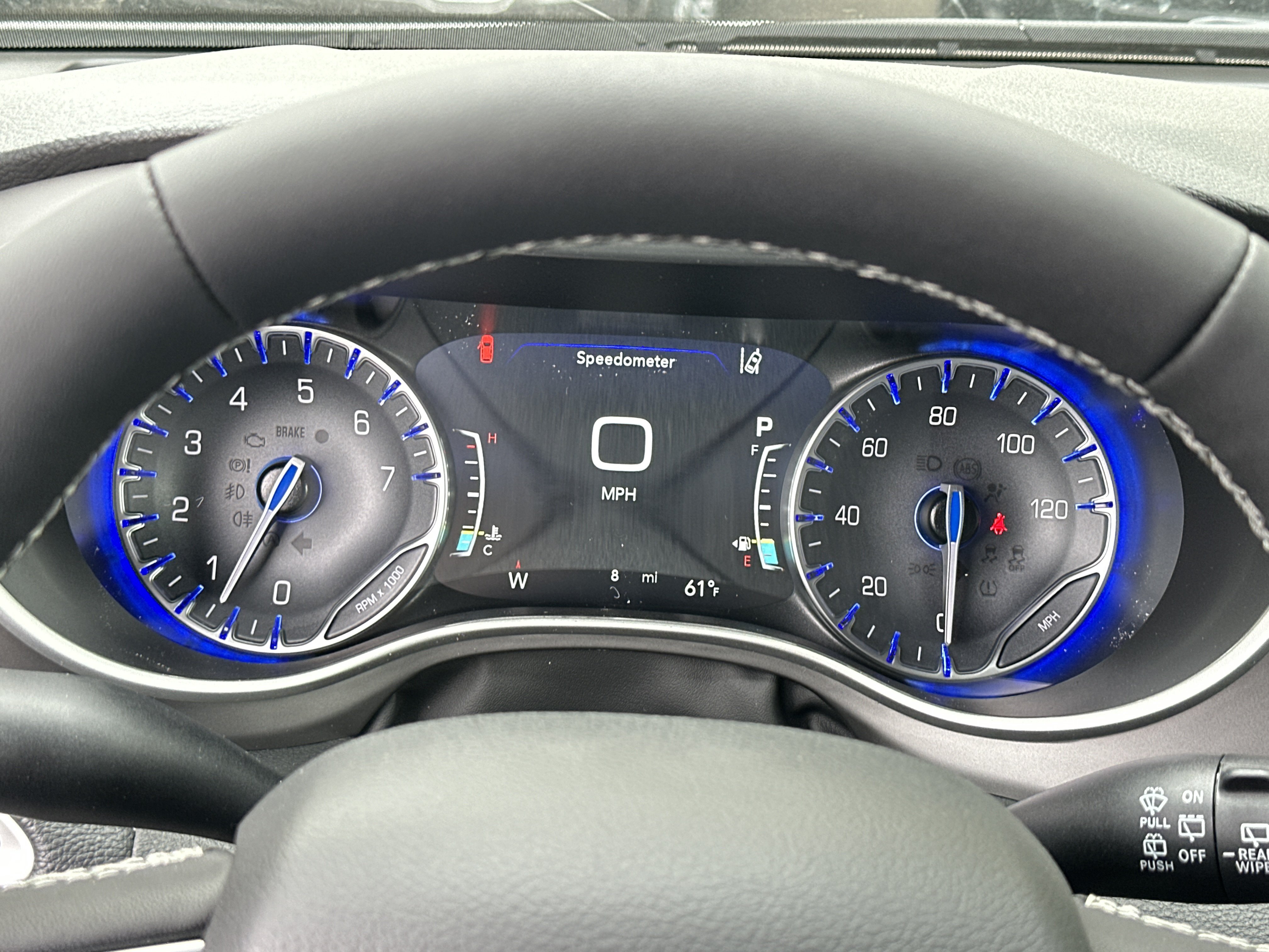 New 2027 Chrysler Pacifica Select w/ Family Tech Group FWD image 10