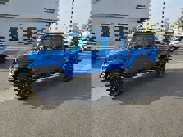 New 2026 Jeep Gladiator Sport image 1