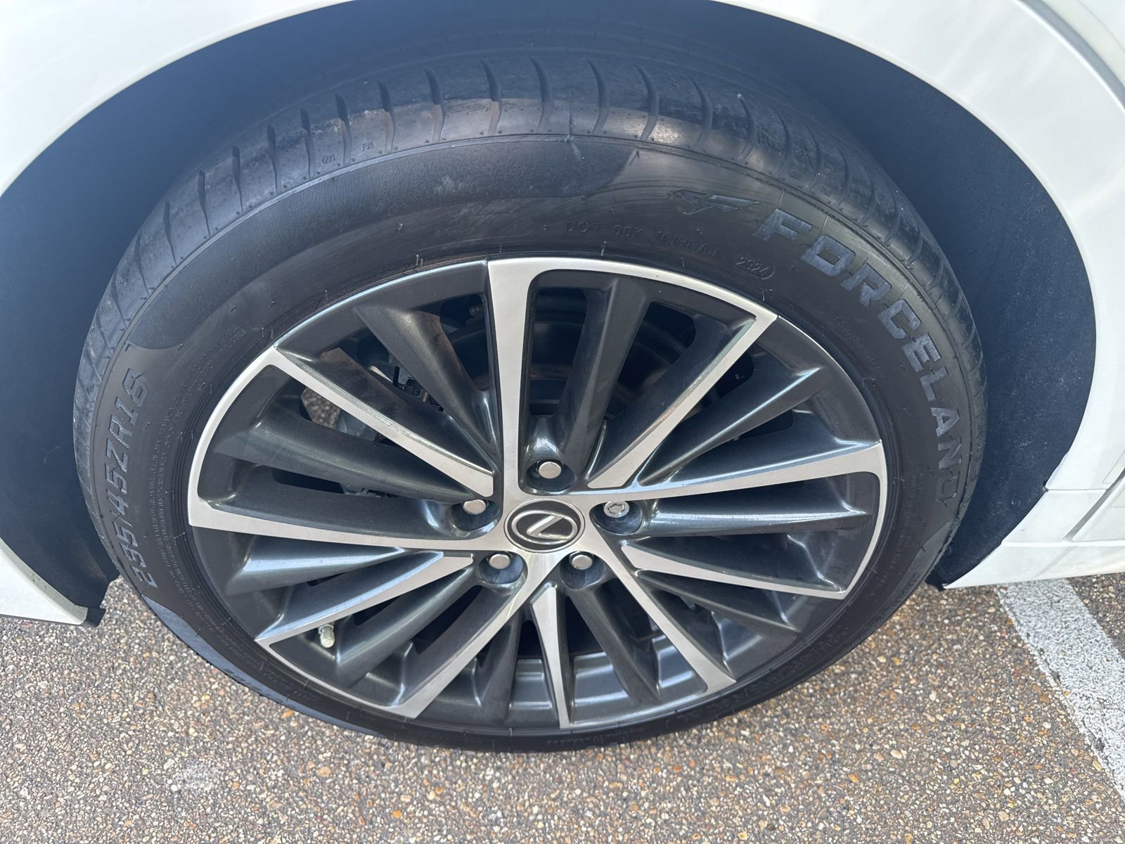 Used 2022 Lexus ES 350 w/ Premium Package image 10