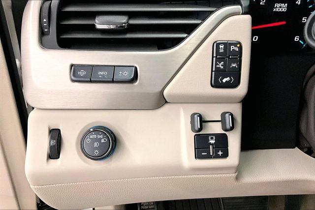 Used 2020 GMC Yukon Denali w/ Open Road Package RWD image 38