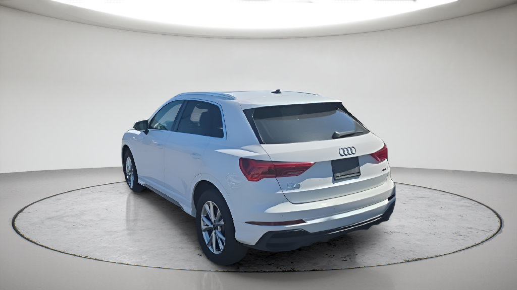 Used 2024 Audi Q3 2.0T Premium AWD/4WD image 23