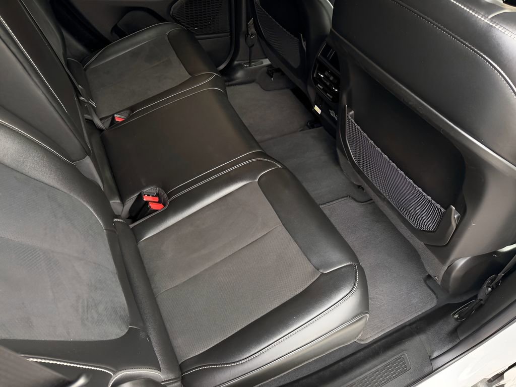 Used 2024 Jeep Grand Cherokee Altitude image 29