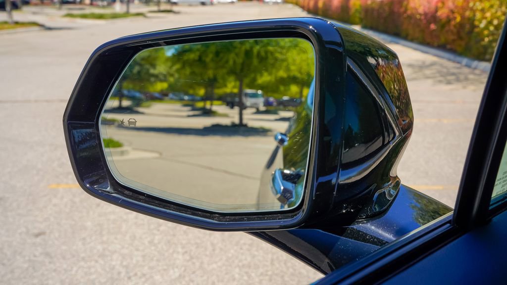 Certified 2025 Cadillac XT6 Premium Luxury w/ Technology Package image 30