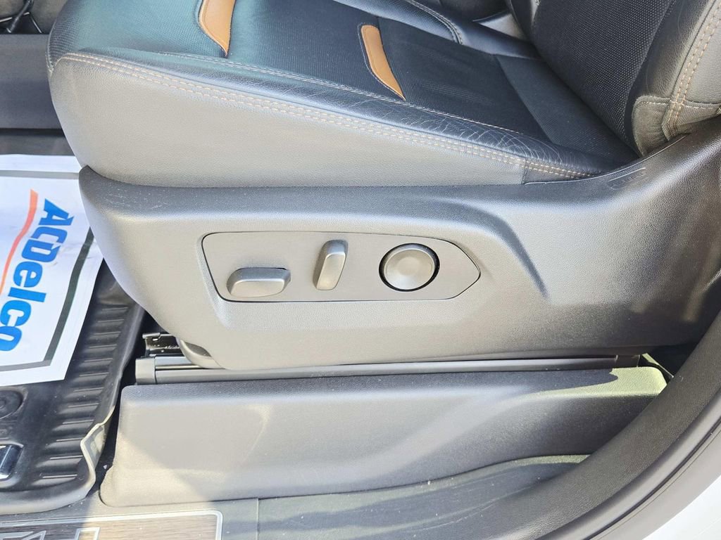 Used 2025 GMC Sierra 1500 AT4 w/ AT4 Premium Package image 46