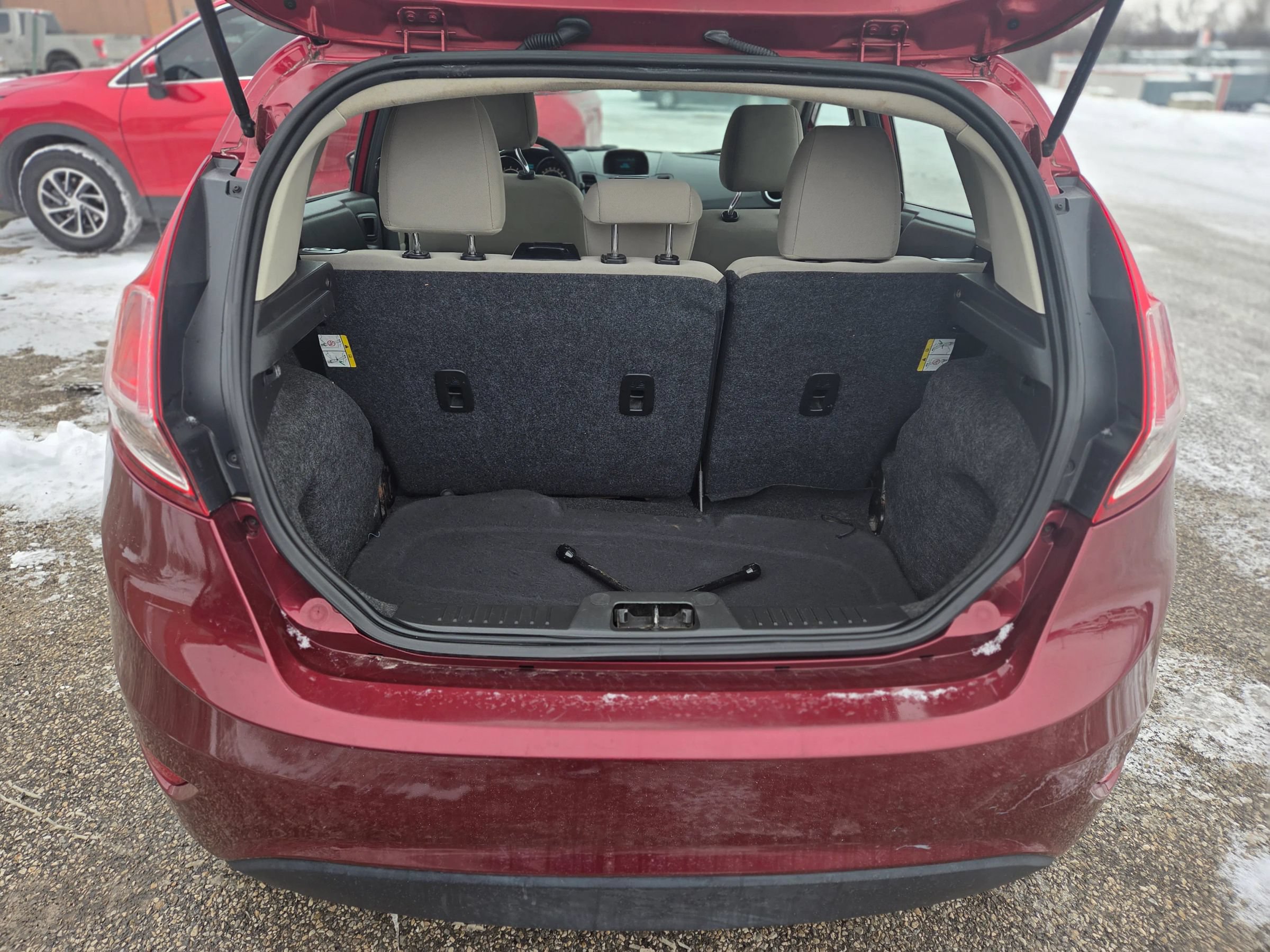 Used 2017 Ford Fiesta SE FWD image 11