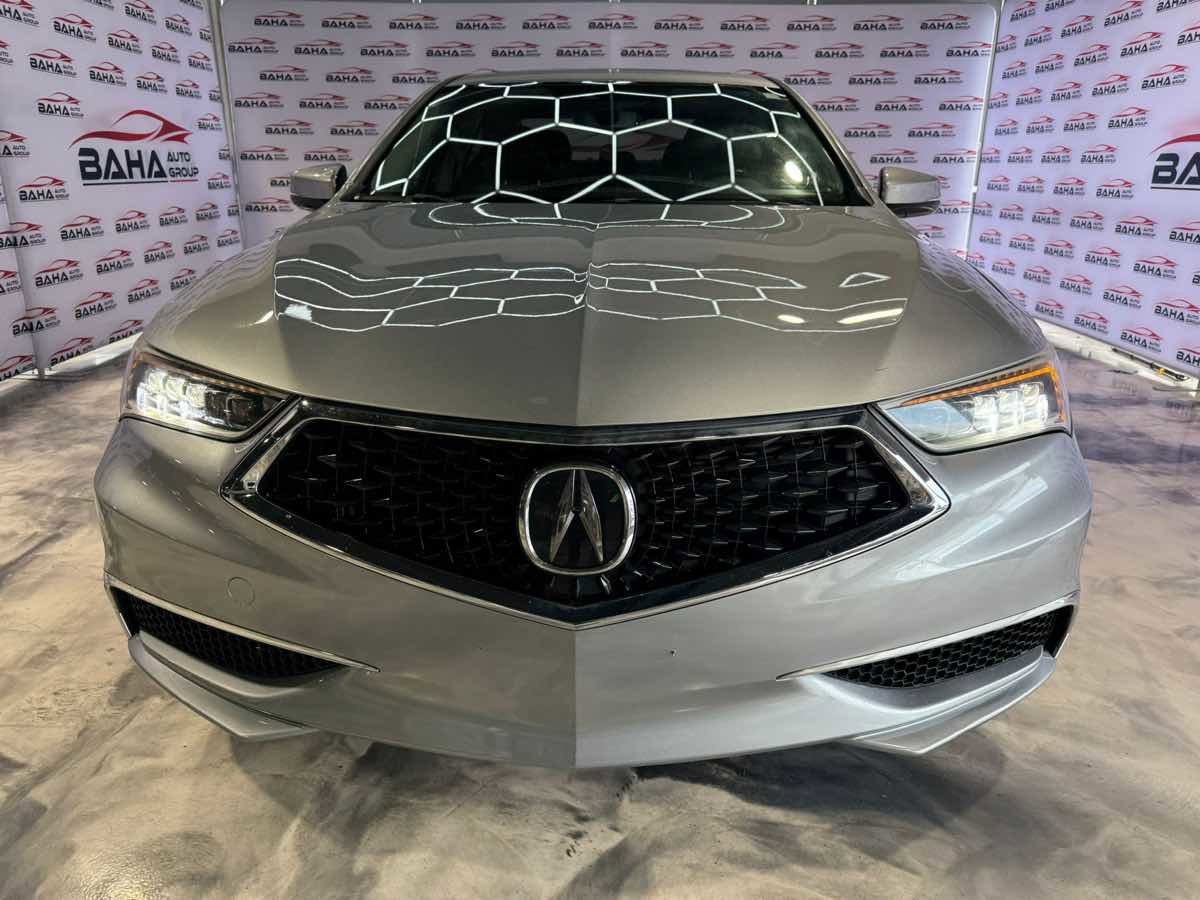 Used 2020 Acura TLX image 2