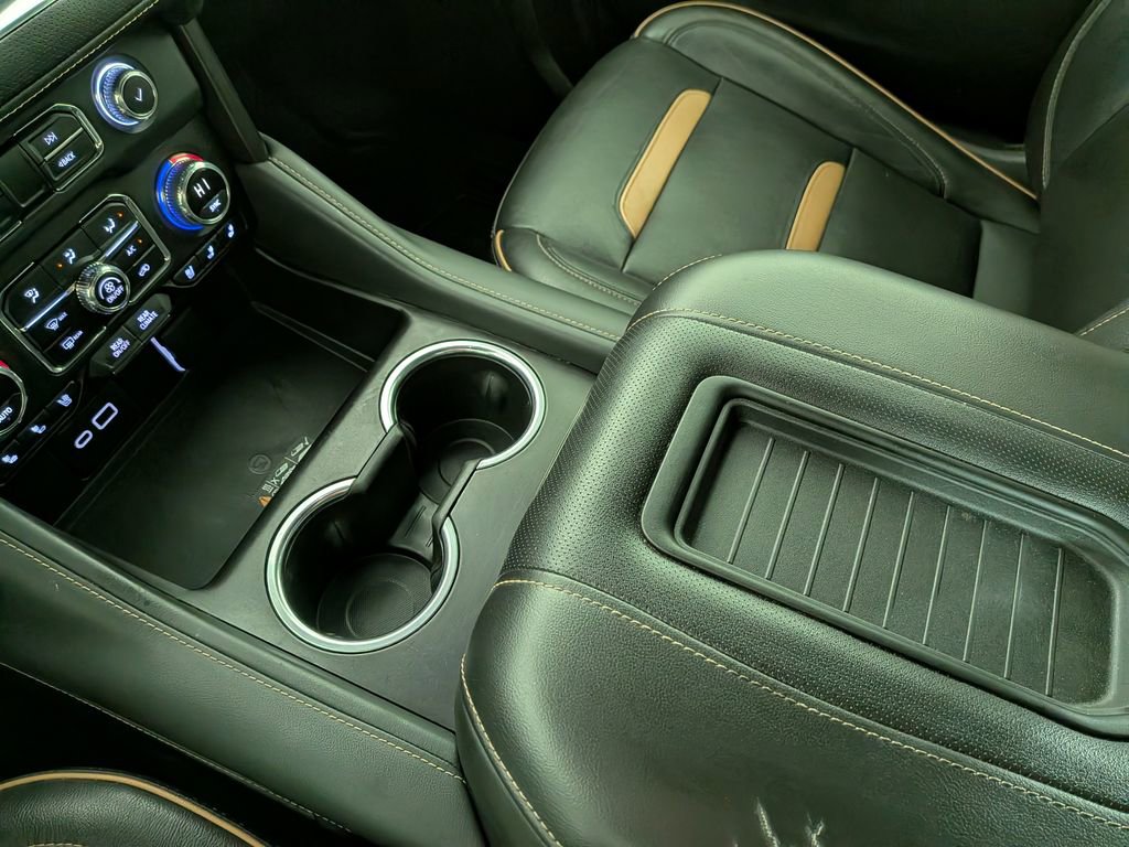 Used 2021 GMC Yukon AT4 w/ AT4 Premium Plus Package image 30