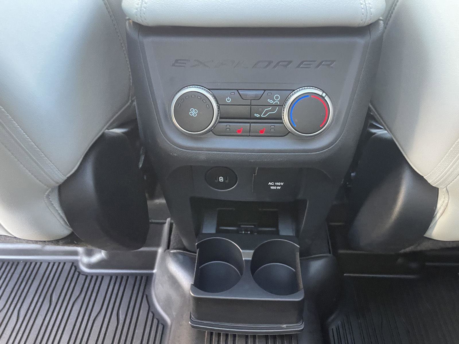 Used 2025 Ford Explorer Platinum w/ LUX Leather Package image 29