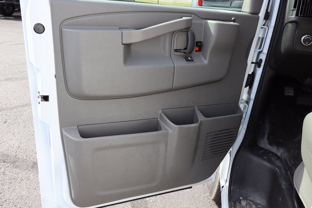 New 2025 Chevrolet Express 2500 w/ Driver Convenience Package RWD image 8