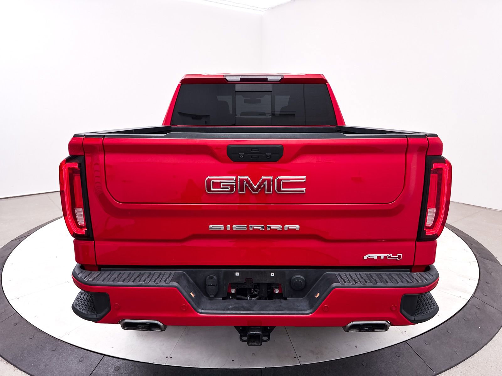 Used 2021 GMC Sierra 1500 AT4 w/ AT4 Premium Package image 15