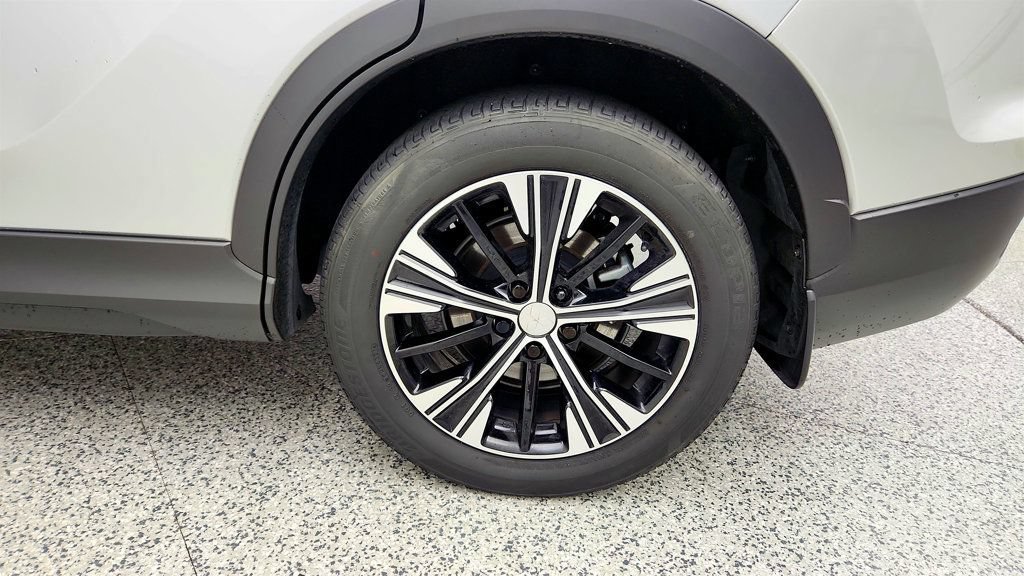 Used 2022 Mitsubishi Eclipse Cross SE FWD image 9