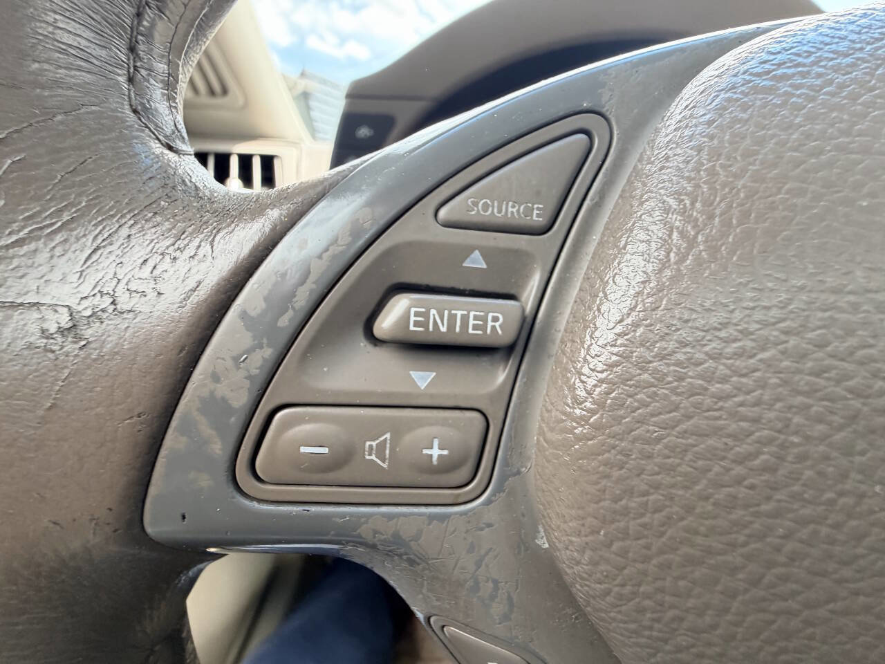 Used 2009 INFINITI G37 Convertible w/ Premium Pkg RWD image 11