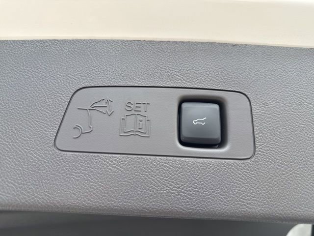 Used 2024 Lincoln Corsair AWD image 33