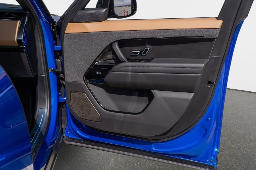 New 2025 Land Rover Range Rover Sport Autobiography AWD/4WD image 22