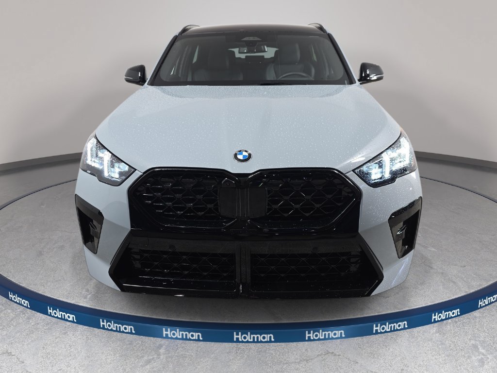 New 2026 BMW X2 xDrive28i w/ Technology Package AWD/4WD image 2