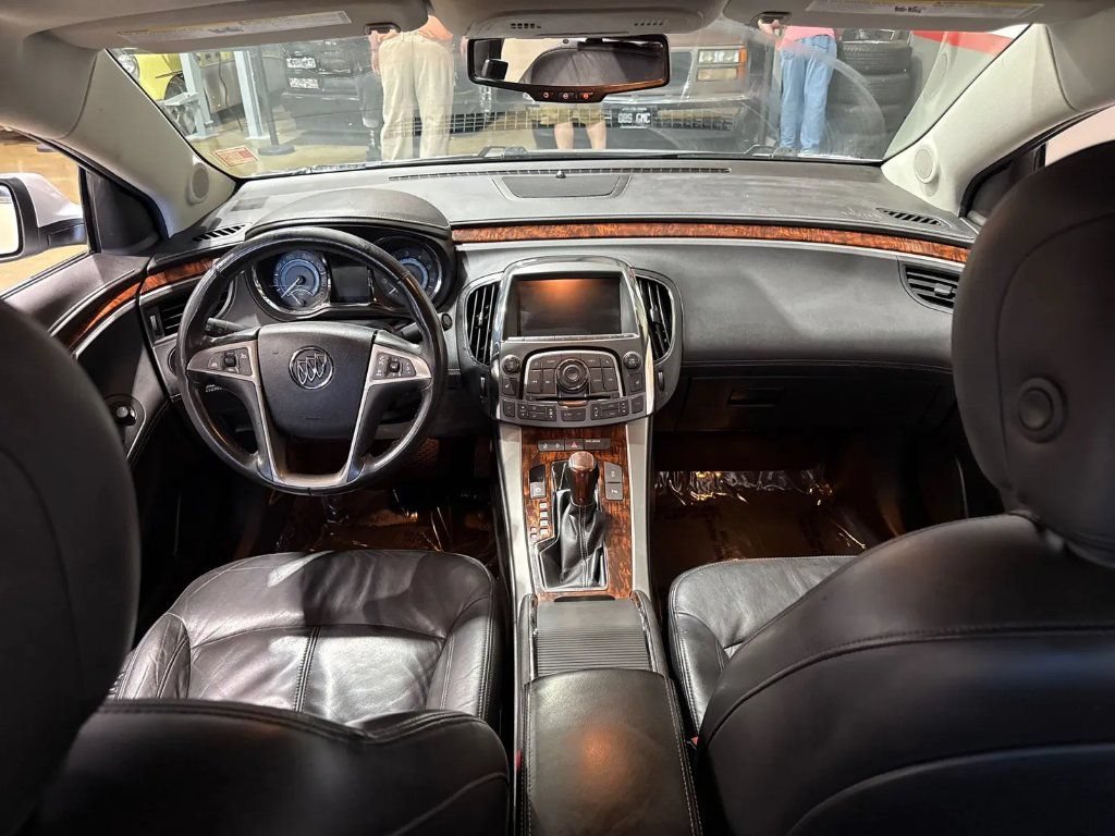 Used 2013 Buick LaCrosse Leather FWD image 14