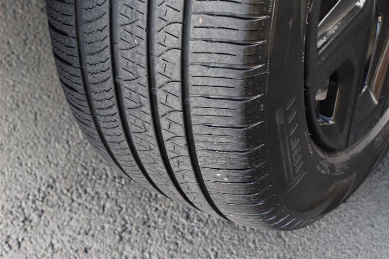 Used 2022 Rivian R1T Launch Edition image 40