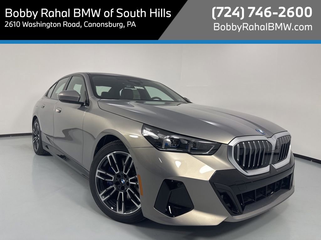 New 2027 BMW 550e xDrive AWD/4WD image 1
