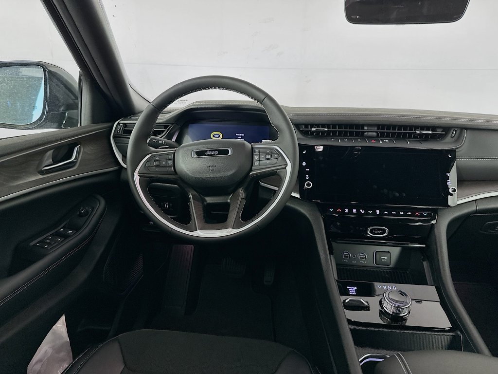 New 2026 Jeep Grand Cherokee L 4WD image 31