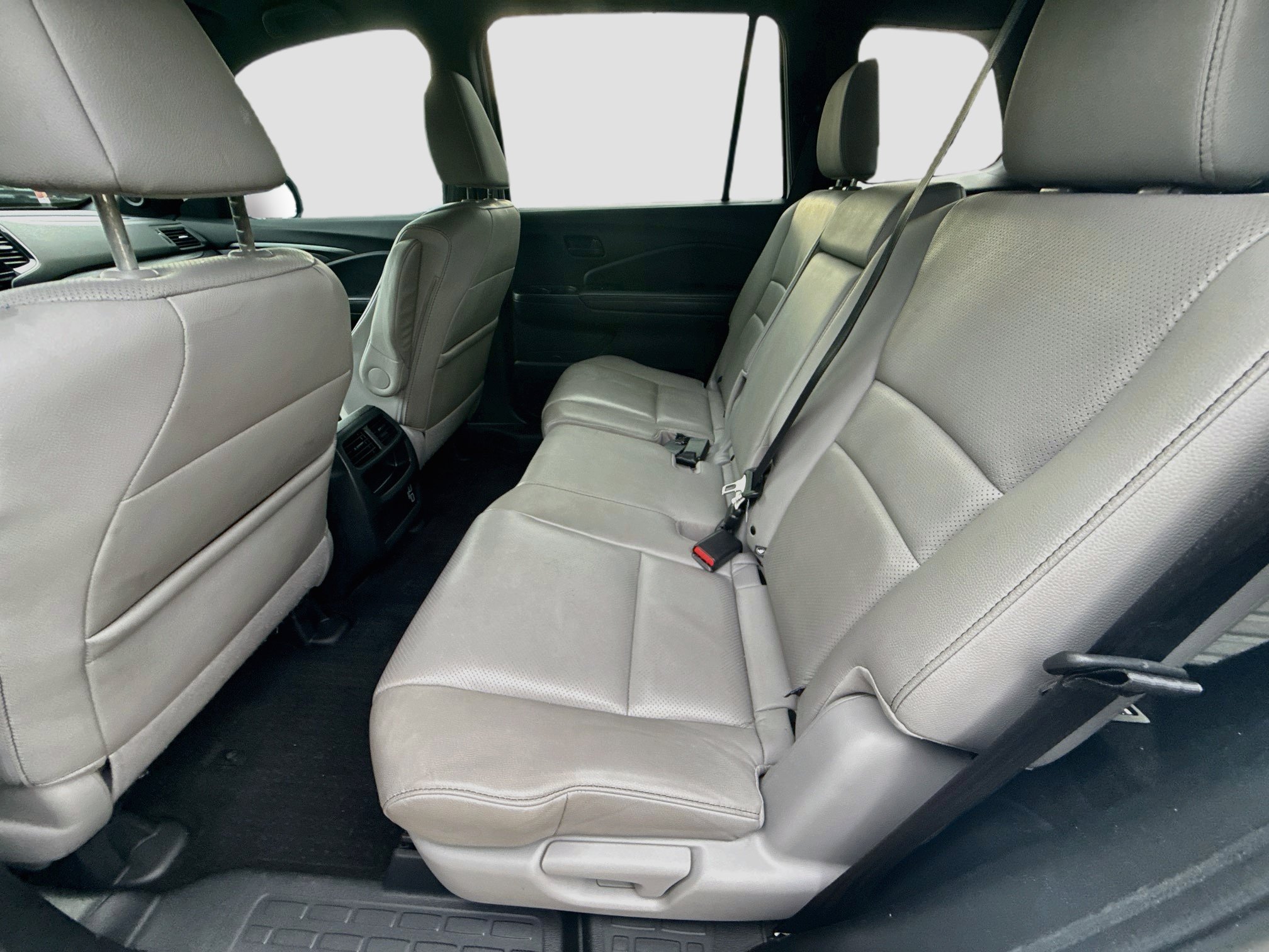 Used 2023 Honda Passport EX-L image 21