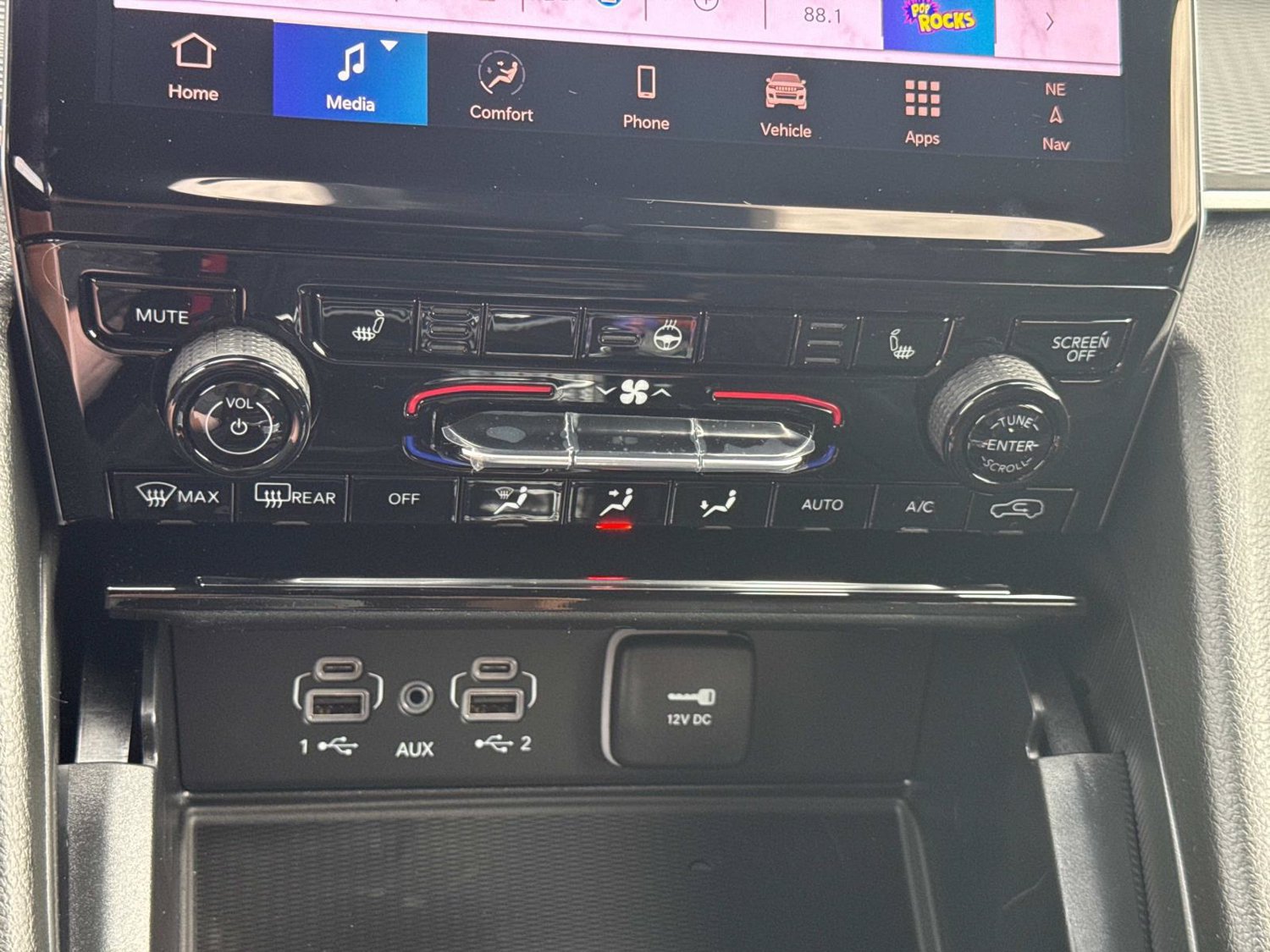 New 2027 Jeep Grand Cherokee Laredo X AWD/4WD image 34