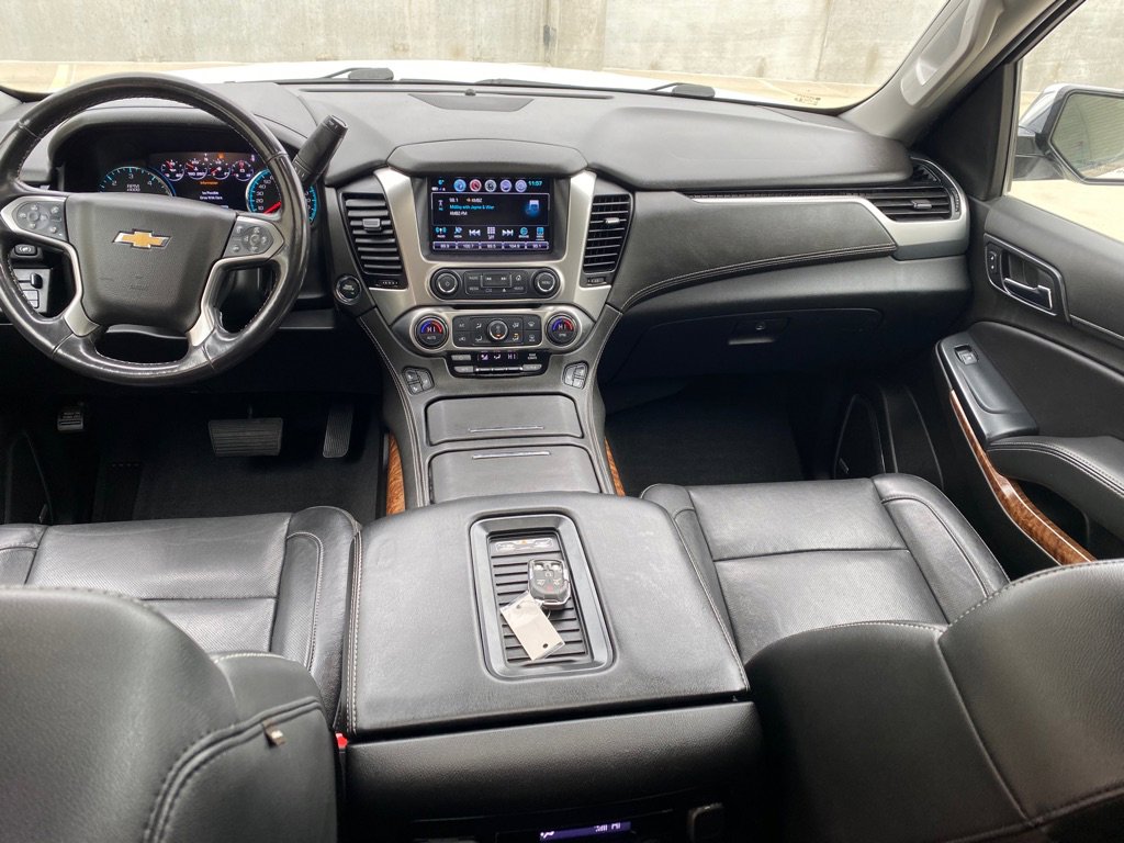 Used 2020 Chevrolet Suburban Premier AWD/4WD image 11