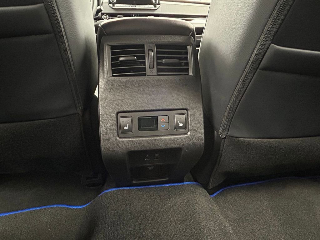 New 2025 Mitsubishi Outlander SEL image 47