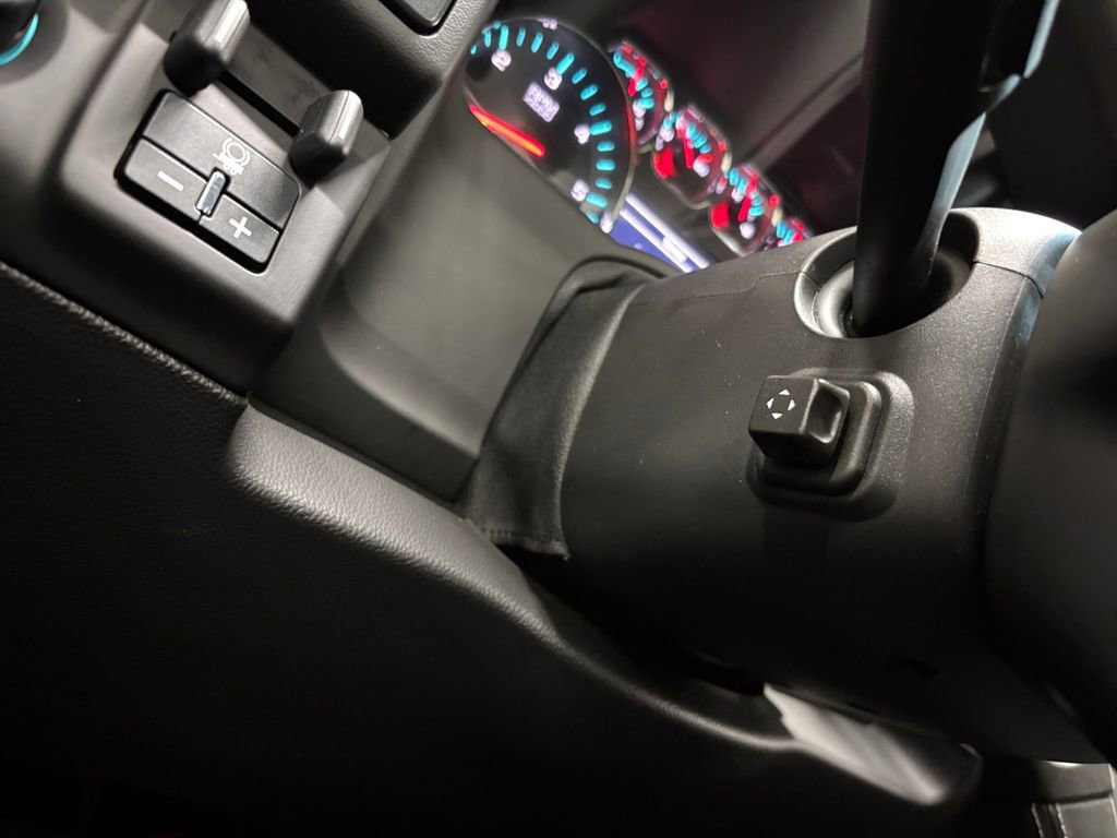 Used 2017 Chevrolet Tahoe LT image 30