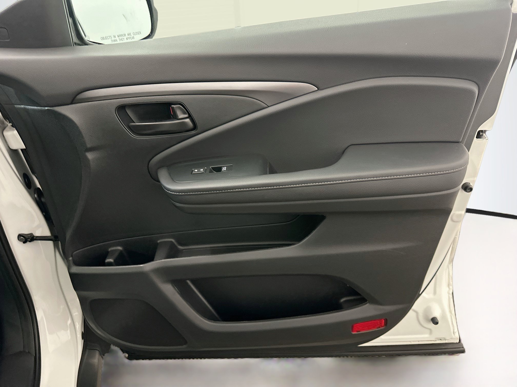 Used 2023 Honda Passport EX-L image 34