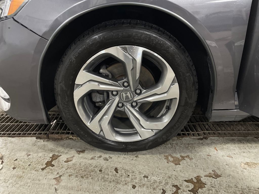 Used 2018 Honda Accord EX-L image 26