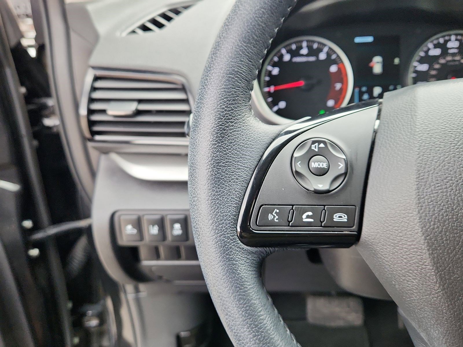 Used 2022 Mitsubishi Eclipse Cross SEL image 22