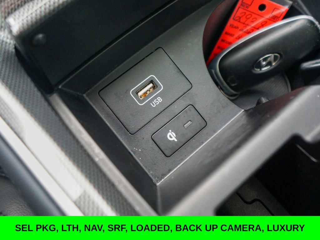 Used 2023 Hyundai Santa Fe SEL w/ Premium Package image 29