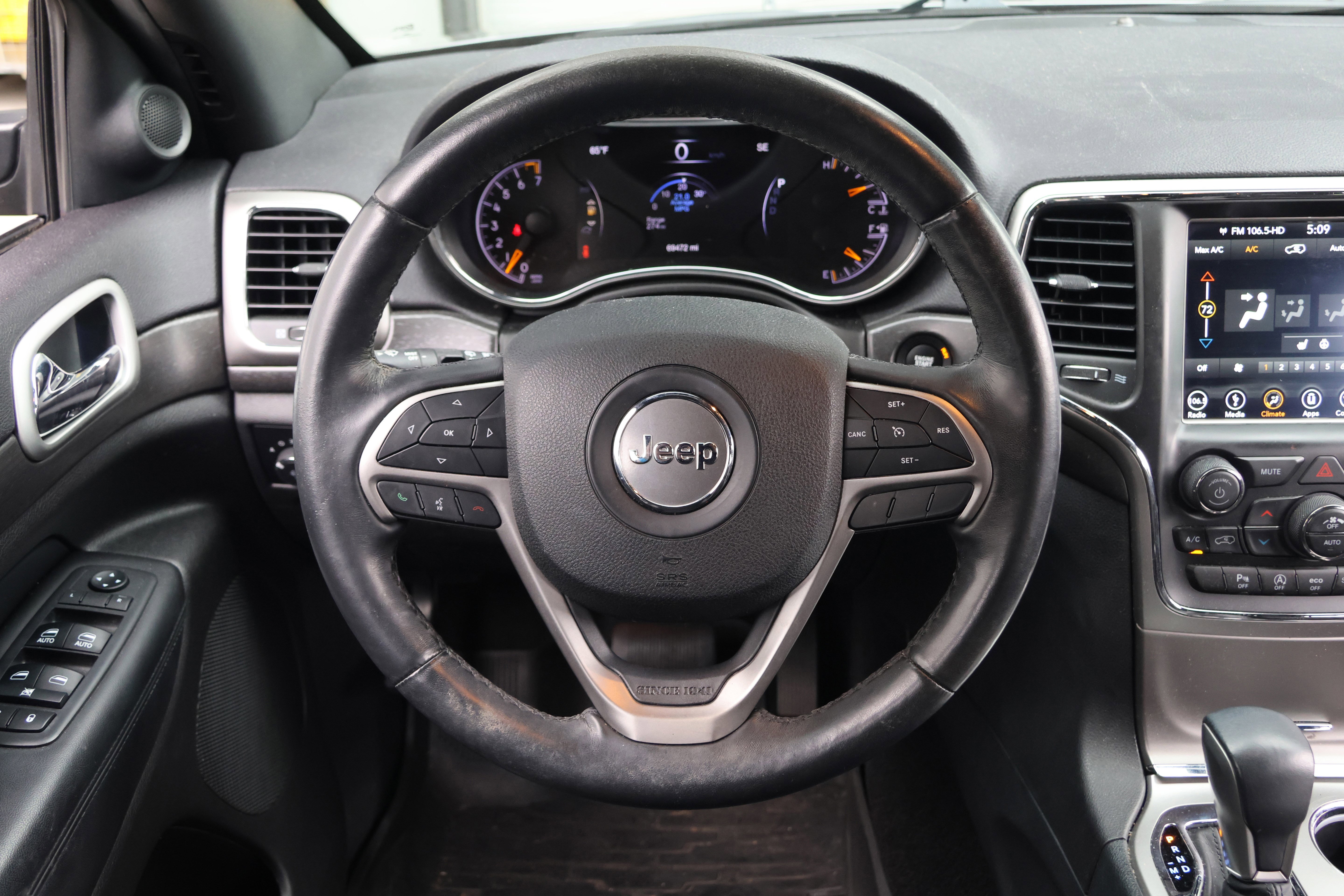 Used 2018 Jeep Grand Cherokee Altitude RWD image 16