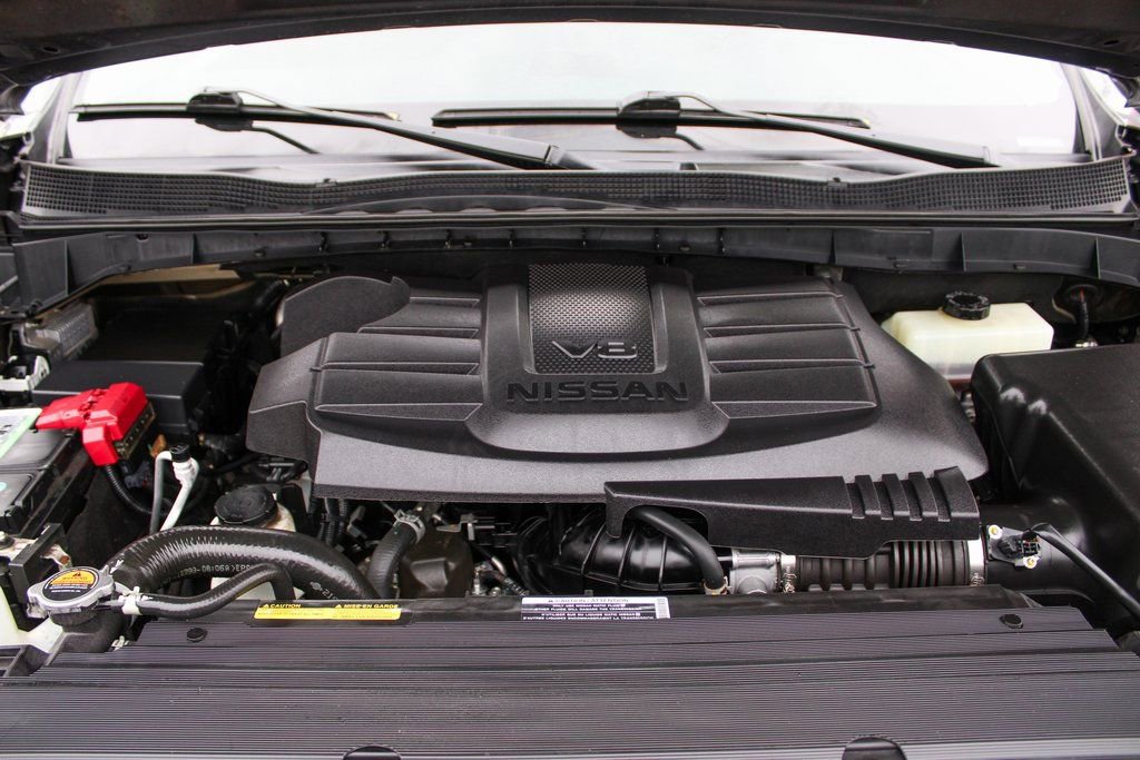 Used 2021 Nissan Titan SV w/ SV Convenience Package AWD/4WD image 12