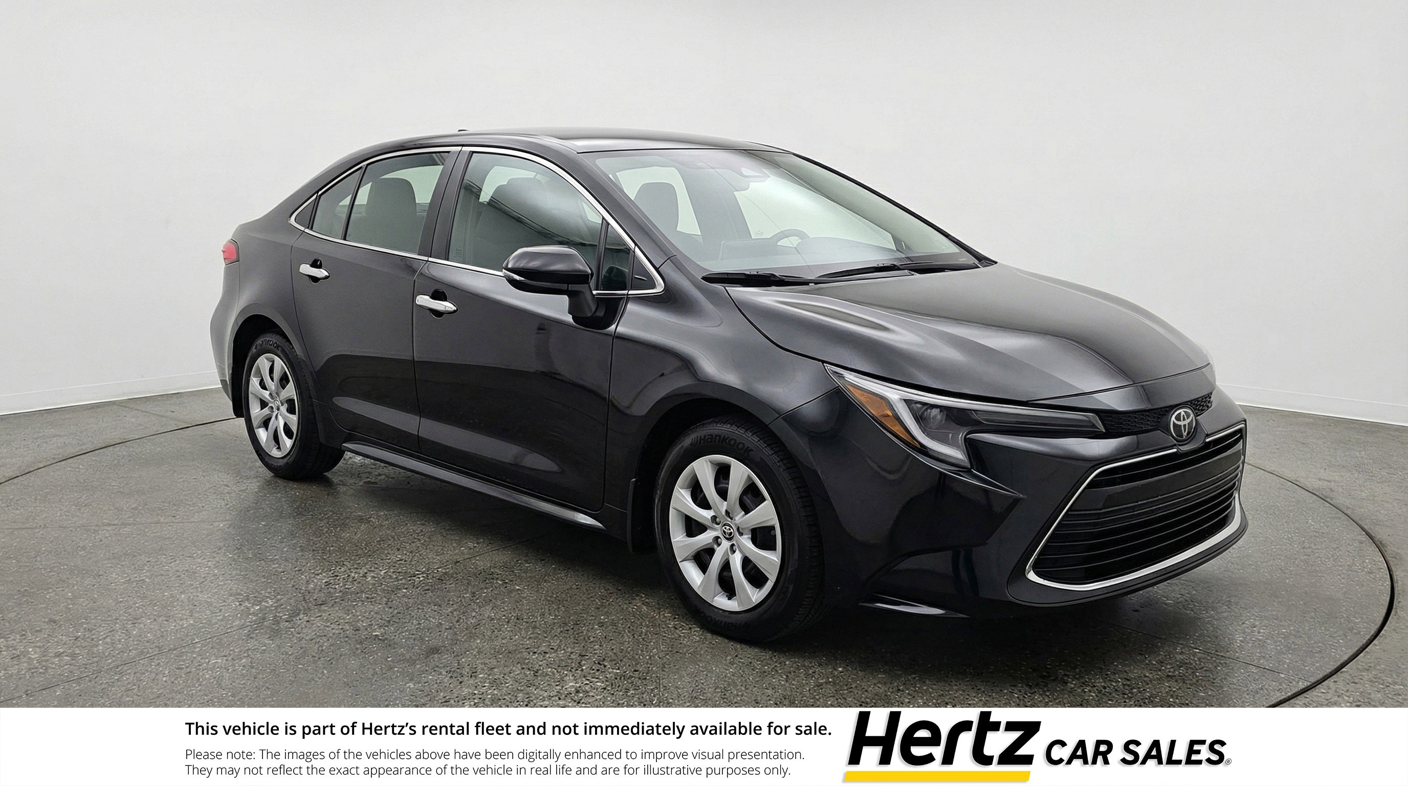 Used 2025 Toyota Corolla LE image 1