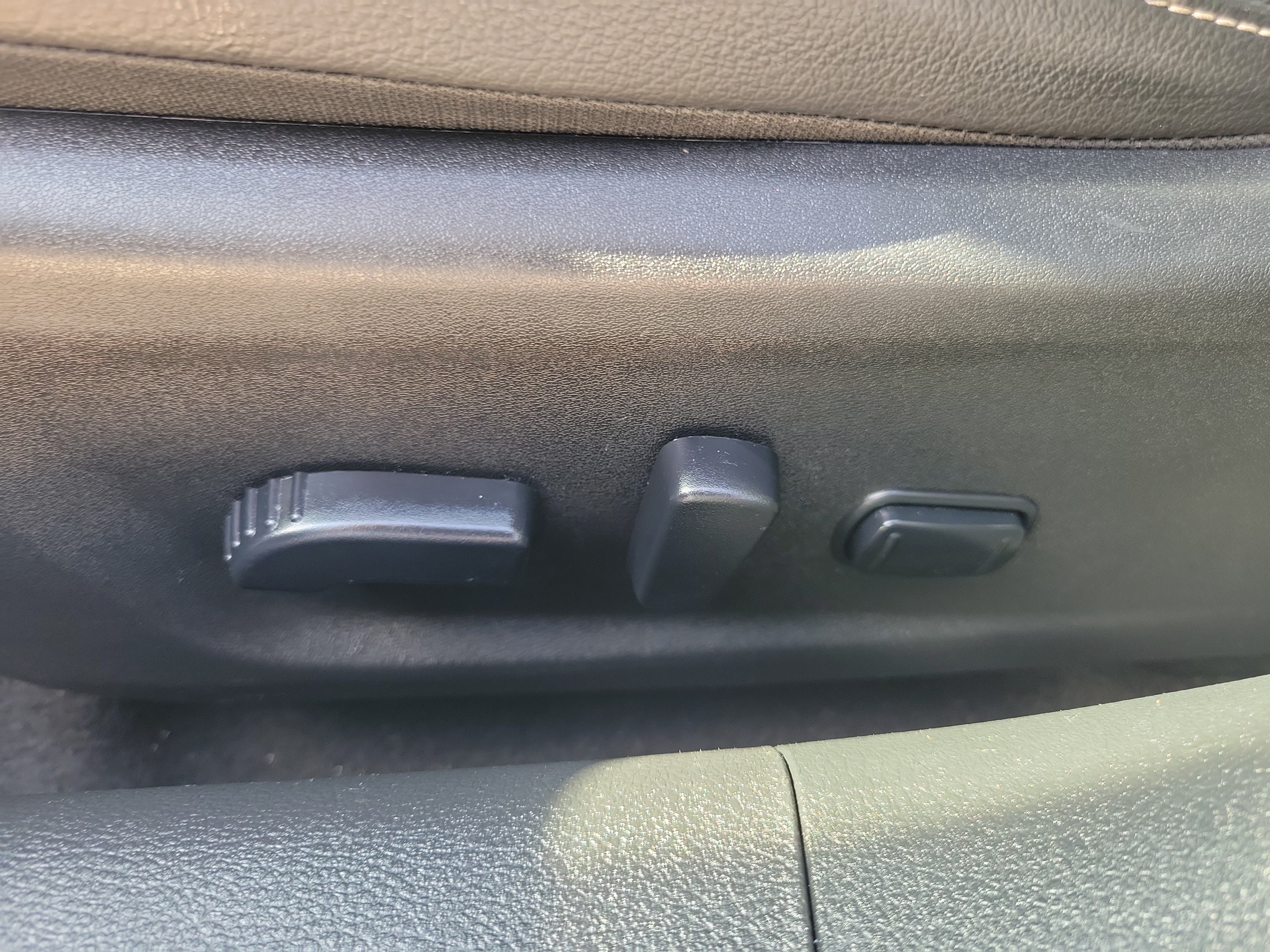 Used 2022 Nissan Altima 2.5 SL FWD image 13