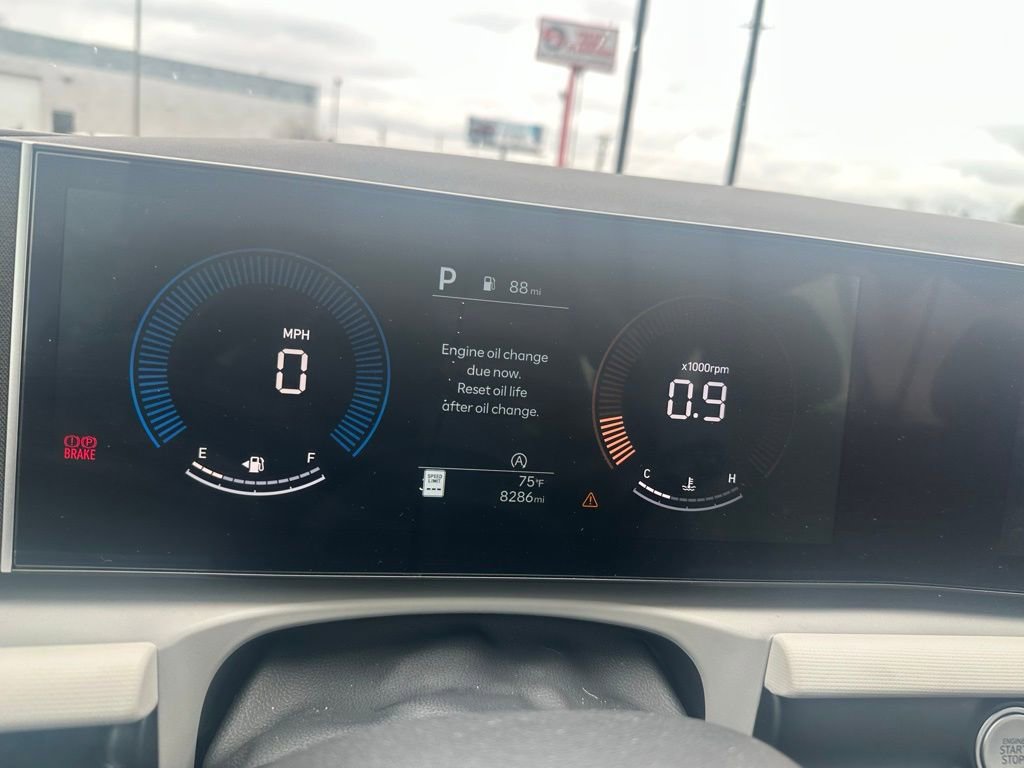 Certified 2025 Hyundai Tucson SE image 14