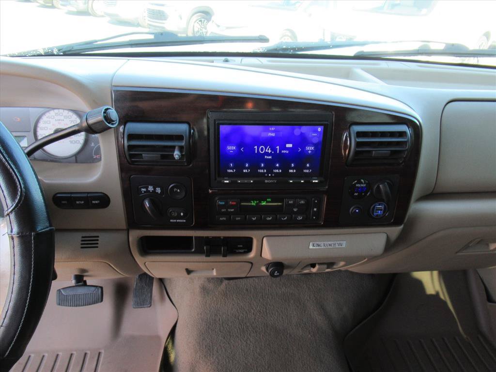 Used 2006 Ford F350 Lariat AWD/4WD image 19